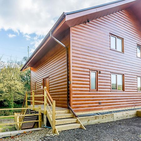 Waterside Lodge One - Uk33351 Southowram エクステリア 写真